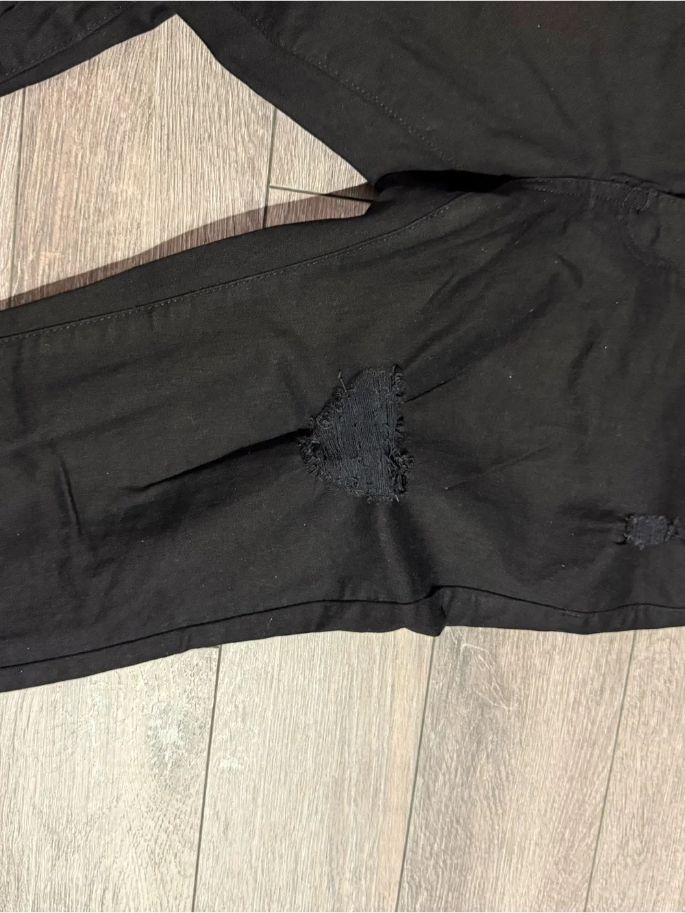 GUESS Black Modern Skinny Jeans